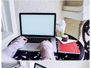 11款筆記本網頁展示場景圖高清PSD模板 專業設計與高效展示的必備素材